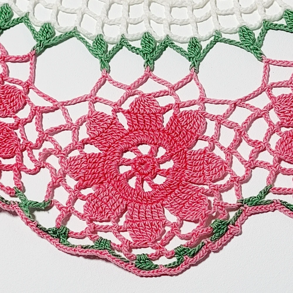 Vintage Doily Beautiful Lace Pink Floral 24